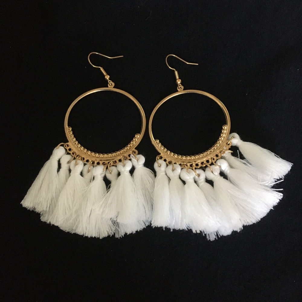 Fan Shaped Dangle White Tassel Earrings